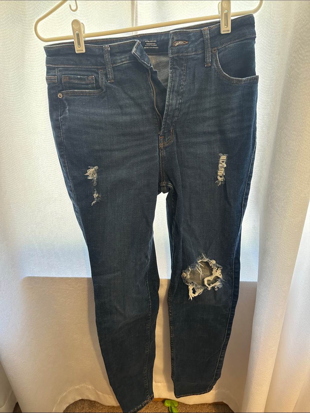 Old Navy Women's Dark Blue Ripped Skinny Jeans